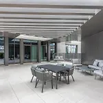 Vayk- Elegant 1 Bd In Business Bay
