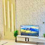 Stunning 2Br Marina View Apt Close To Jbr