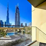 Spectacular Burj Khalifa View, 2Br Luxury Apartment By Sbh