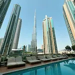 Modern 2Br Steps From Dubai Mall