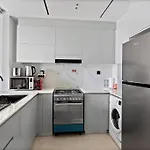 Stonetree - Modern 1Br With Amazing Location And View