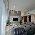 Burj Vista Downtown Near To Dubai Mall - 2Bhk