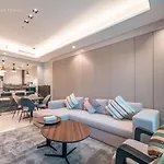 Modern 1-Bed Apartment In A Prime Central Location