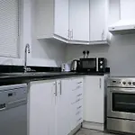 Stonetree - Furnished 1Br Apartment Near The Beach