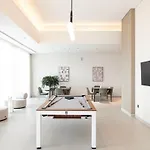 Spacious 1Bedroom Study Steps From Dubai Mall