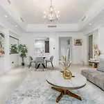 Astonishing Apartment Just A 2 Minutes Walk To Dubai Mall