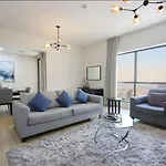 Livbnb - Spacious 2Bhk In Shams Walk To Beach