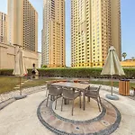 Seaview Elegance! 1-Bedroom Retreat In Marina Promenade