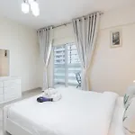 1 Bedroom In Red Residence - Heart Of Sports City