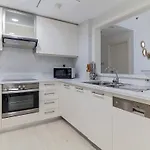 Luxury One-Bedroom Burj Khalifa