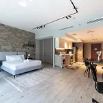 Havn - Modern Studio In Jvc With Huge Layout