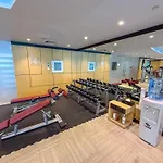 Central Apartment In Dubai Heart