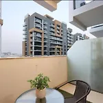 Fully Equipped Studio Near Downtown
