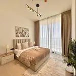 Charming 1Br Apt W Elegant Interiors