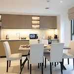 Upscale2Br In Burj Crown Pool,Gym & Stunning Views