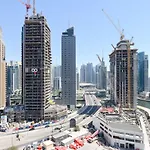 Livbnb-Luxurious 1Bhk In The Heart Of Dubai Marina