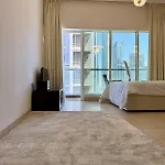 Luxury 1Br Studio Downtown View Near Dubai Mall