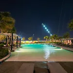 Urbanhomes - Luxury And Cozy 3Bdr Apartment In Business Bay Canal View
