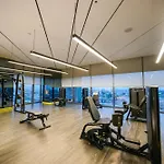 Urbanhomes - Luxury And Cozy 3Bdr Apartment In Business Bay Canal View