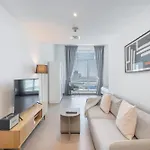 Cozy And Airy Studio Apartment In Business Bay!