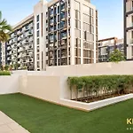 Chic Modern Studio In Azizi Riviera