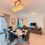 319Sa Seaside Bliss 3-Br Apt In Palm Jumeirah