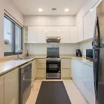 Elegant 4 Bedrooms Plus Maid Villa In The Heart Of Dubai Hills
