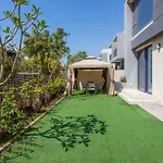 Elegant 4 Bedrooms Plus Maid Villa In The Heart Of Dubai Hills