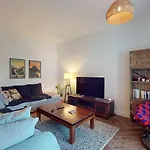 Private Garden Lake Views Fully Furnished