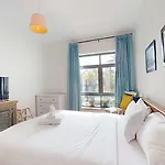 Private Garden Lake Views Fully Furnished