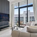 1Br In Azizi Riviera 43 By Stay In Homes - Near Business Bay - Pool - Gym - Parking