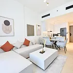 Stunning 1 Bdr Luxury Residence At Jvc
