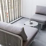 Modern And Stunning Studio In Mag 910 Mbr City