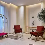 Bnbmehomes - Claren Tower