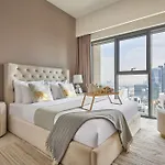 Frank Porter - Burj Royale