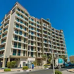 Elegant 1Br - Serene Furnished In Arjan