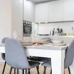 Feel The Luxury In This 1 Bedroom In East 40 Tower