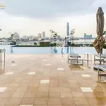 2 Bed With Full Creek Canal View