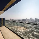 Brand New Luxurious - Modern 1Br - Pool - Gym