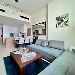 Refined 1Br Urban Nest In Binghatti Amber!
