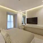 Daniels 2Br At Princess Tower With Sea View