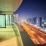Luxhome