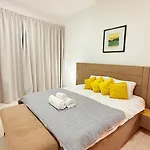Luxhome