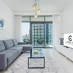 Beach Vista 1 - Beachfront Stunning - Full Sea Views