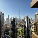 3Bhk Apt With Burj Khalifa View