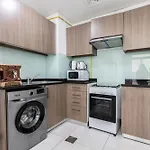 Chic & Comfortable Studio In Crystal Residence Jvc