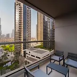Cozy Studio With Burj Khalifa Views