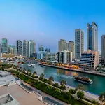 Luxury Marina View With Jacuzzi, Arcade & Balcony