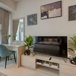 Beachfront Studio Right By Nakheel Mall