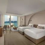 Rixos The Palm Hotel & Suites